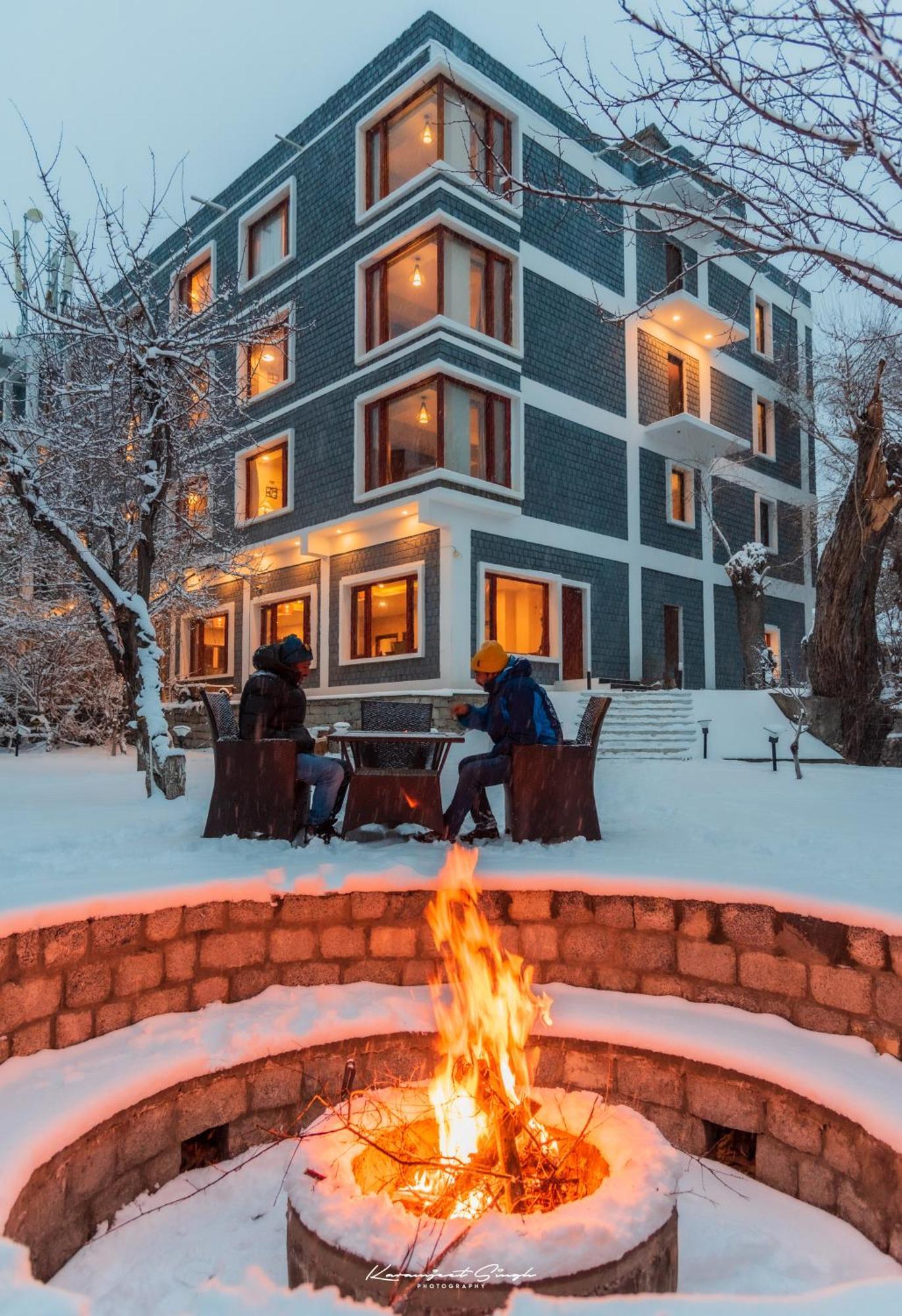 Hotel The Kargil Exterior photo