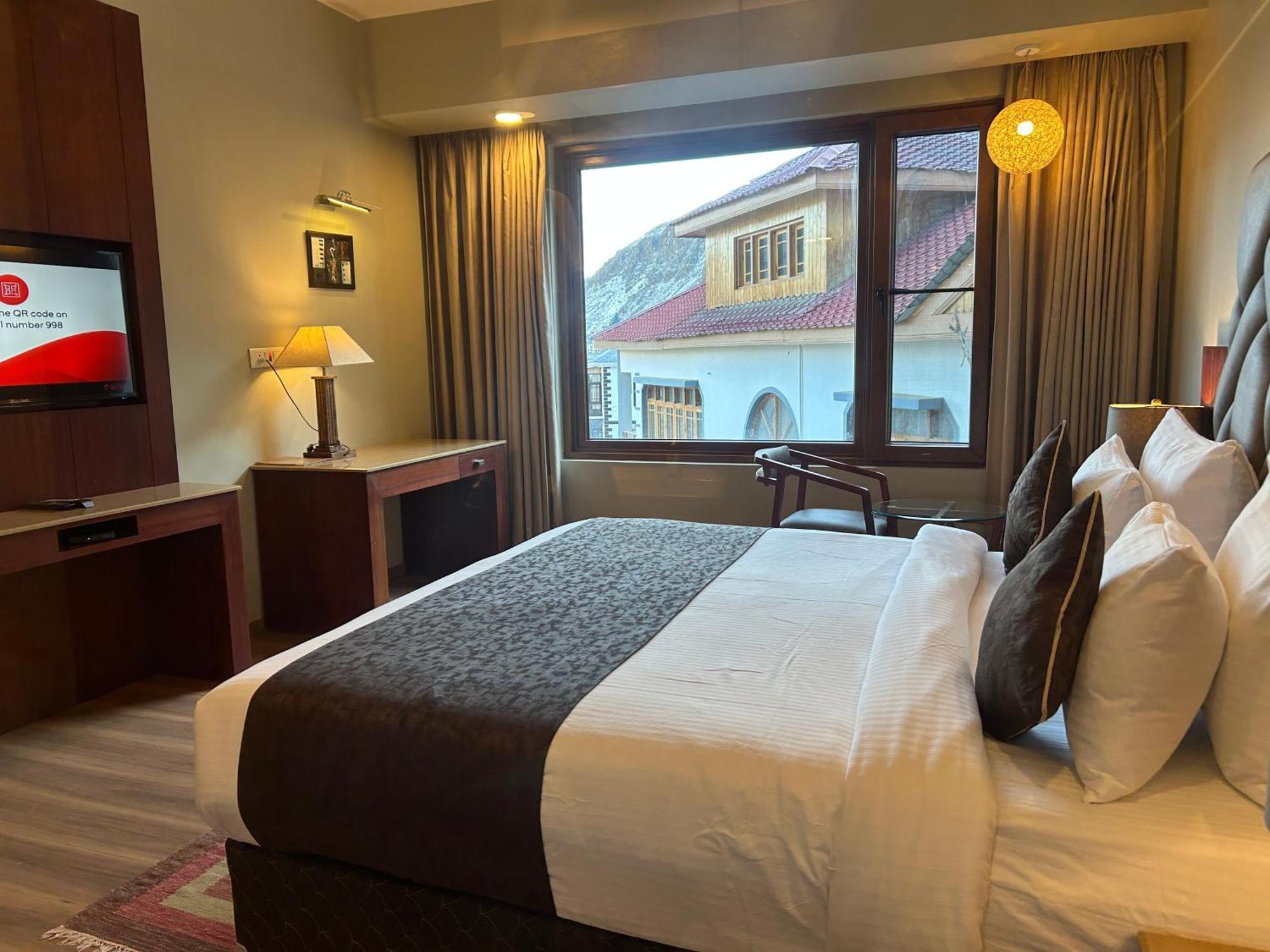 Hotel The Kargil Exterior photo